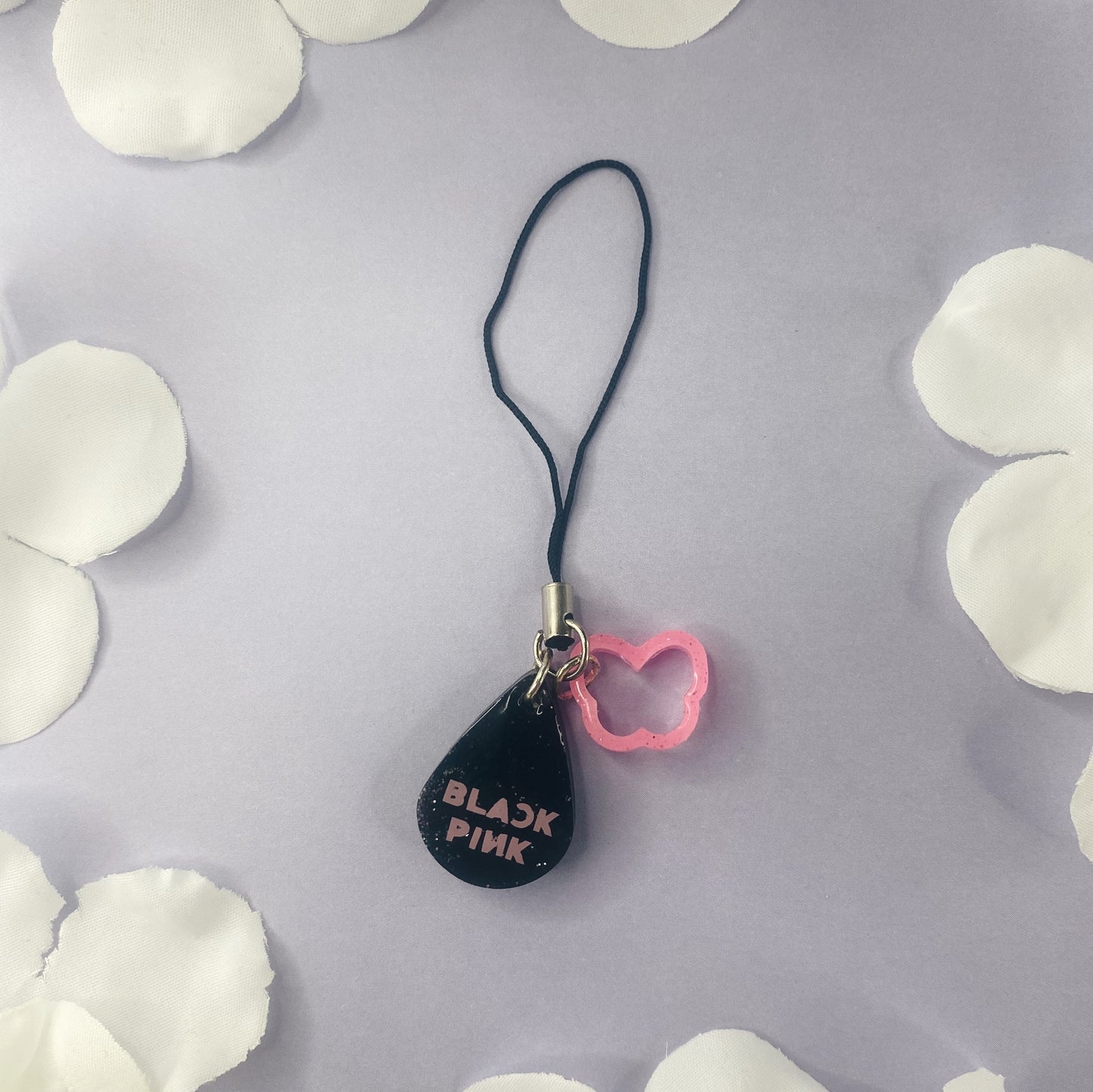 Teardrop phone charm - kpop