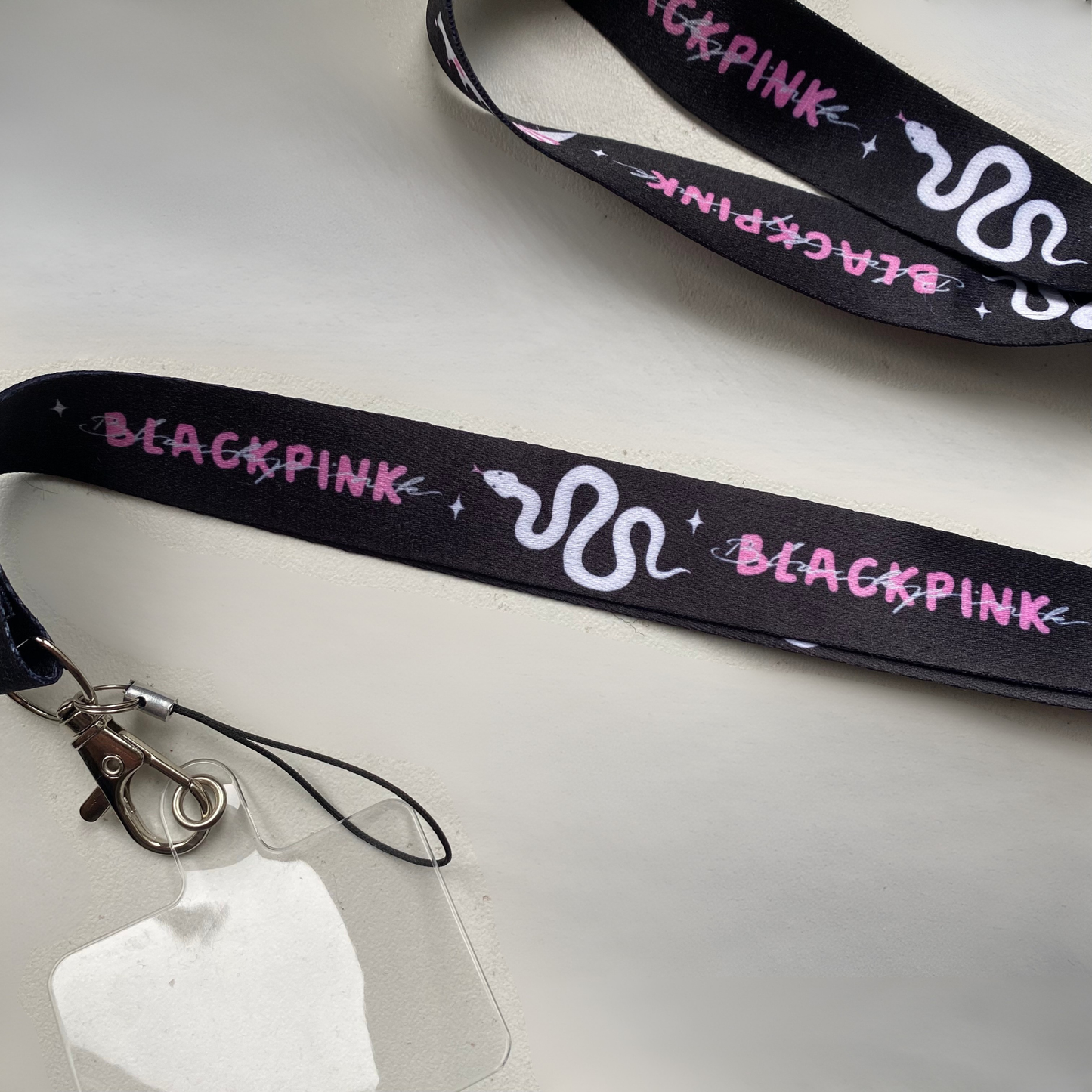 Tour de cou - Blackpink